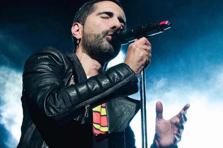 QUEEN por Master Stroke