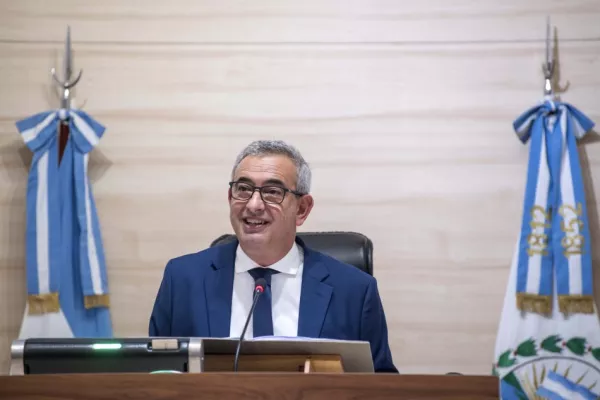 Intendente Pablo Javkin en la apertura del Concejo 2026