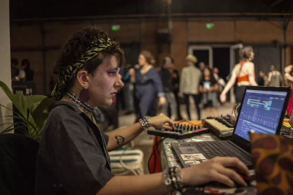 El CEC abre convocatorias para artistas, galerías y proyectos escénicos de todo el país