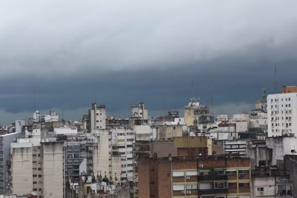 Rige alerta amarilla por tormentas para la noche de este domingo y la madrugada del lunes
