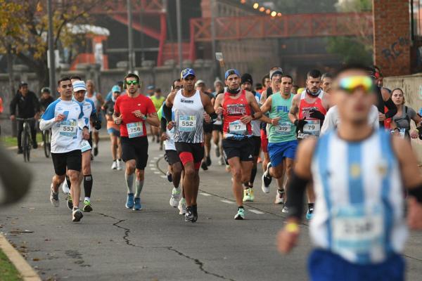 Agenda deportiva: en la previa de los Juegos CReAR, Rosario tendrá destacado maratón y clásicas propuestas domingueras