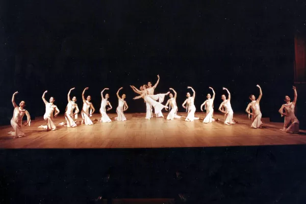 Escuela Municipal de Danzas y Arte Escénico: cien años entre el primer picadero y las galas de celebración 