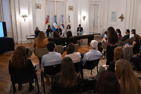 La Municipalidad fue sede del conversatorio sobre el capítulo ambiental de la nueva Constitución santafesina