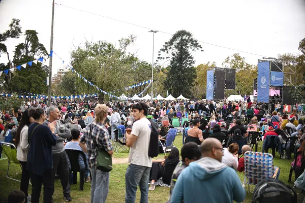 Día de la Patria: para celebrar se viene una nueva edición de La Fiesta del Pastelito en el Parque Alem