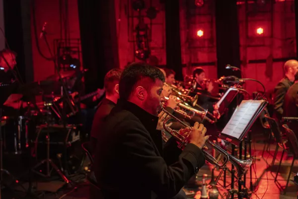 El Ensamble Municipal de Vientos presenta «Música de acá» en el Teatro La Comedia