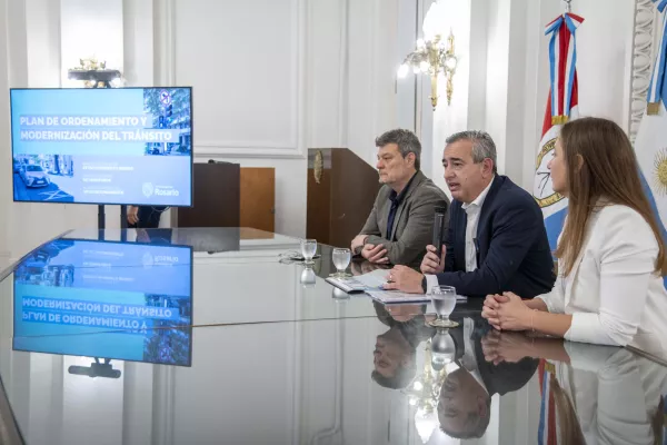 Javkin anunció un plan integral de ordenamiento y modernización del tránsito
