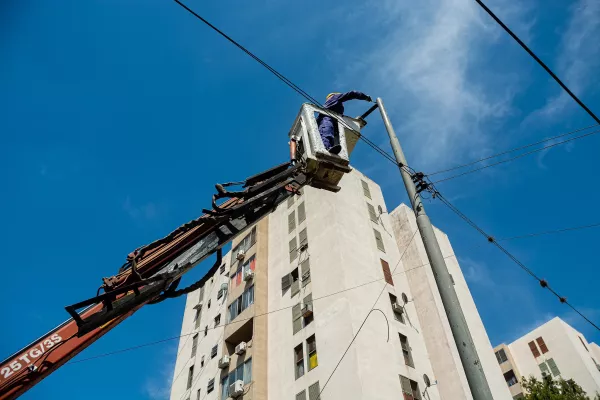 El municipio adjudicó el mantenimiento del alumbrado un 12% por debajo del presupuesto oficial