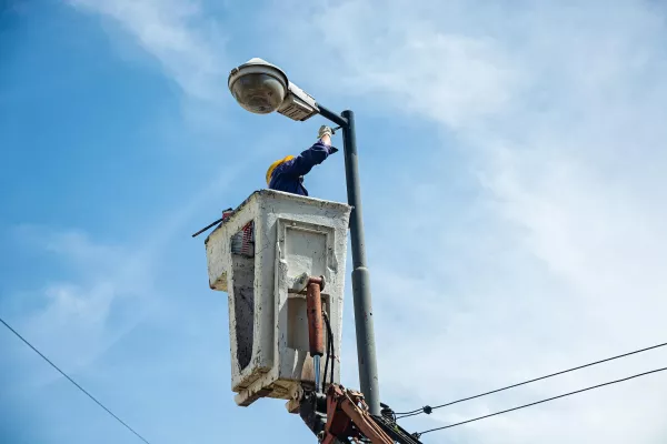 A partir de este sábado comienza a operar el nuevo servicio de mantenimiento del alumbrado  A partir de este sábado comienza a operar el nuevo servicio de mantenimiento del alumbrado