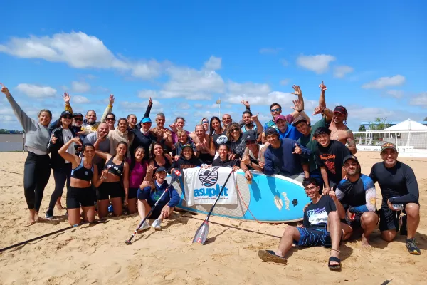 Guías e instructores de kayak y SUP se certificaron en cursos organizados junto al Municipio