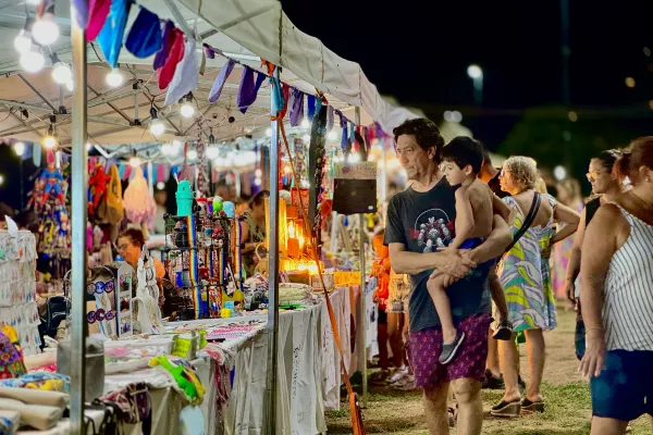 Economía Social: más de 200 emprendimientos rosarinos estarán presentes en las Colectividades del Tricentenario