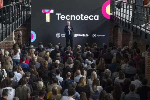 Se inauguró Tecnoteca, la escuela de tecnología y oficios digitales para las juventudes de la ciudad