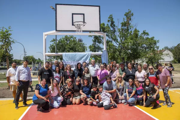 La plaza de barrio Hume estrenó obras de remodelación integral 