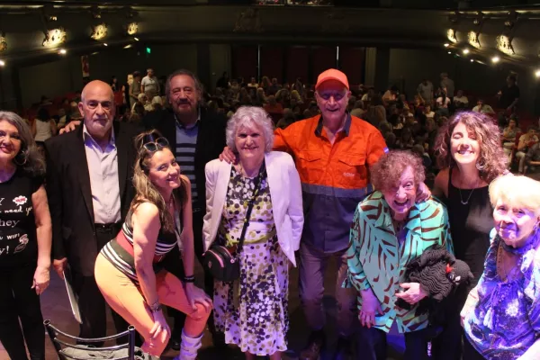 Más de 1.000 adultas y adultos mayores participaron del 4° Festival «Grandes Artistas»