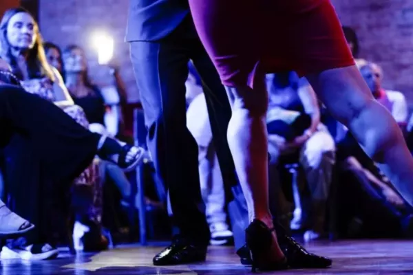 El verano se vive a puro 2x4 en La Casa del Tango