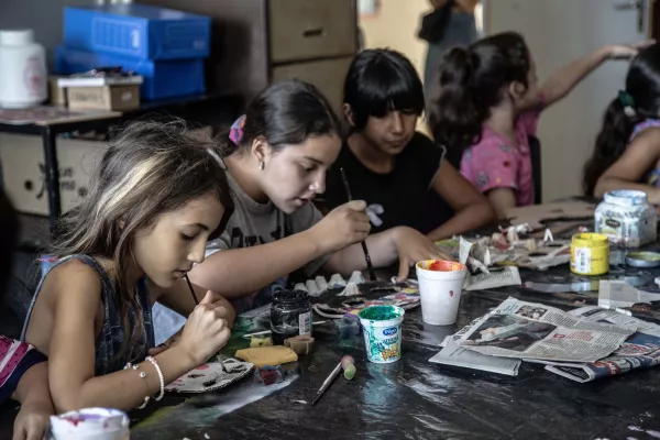 Alrededor de 300 niñas y niños participan de las colonias culturales en los CMD