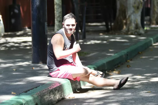 Historia de vida: «En Parque del Mercado soy feliz. Vengo solo, me conocen todos y la paso bien» 