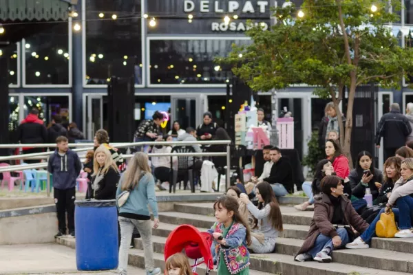 Llega una nueva edición de Viernes de Sunset en el Mercado del Patio