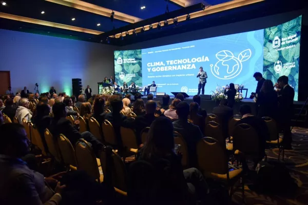 Rosario compartió su experiencia en acción climática ante intendentes de todo el país