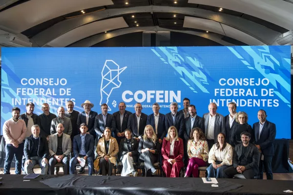 Intendentes de todo el país reclamaron en Rosario una distribución equitativa de fondos y mayor federalismo