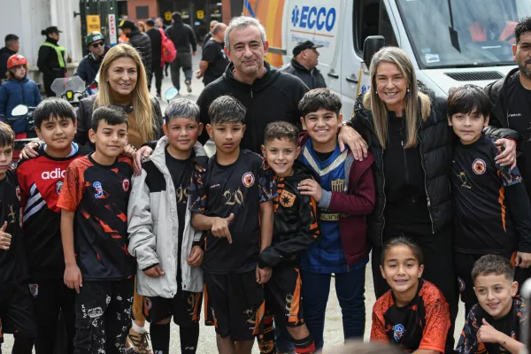 Una multitud colmó los Juegos CReAR: «Acá está la familia del deporte de la ciudad», dijo Javkin