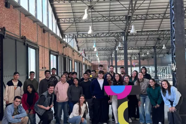 Jóvenes de la ciudad se capacitaron con tecnología utilizada por las empresas más innovadoras del mundo