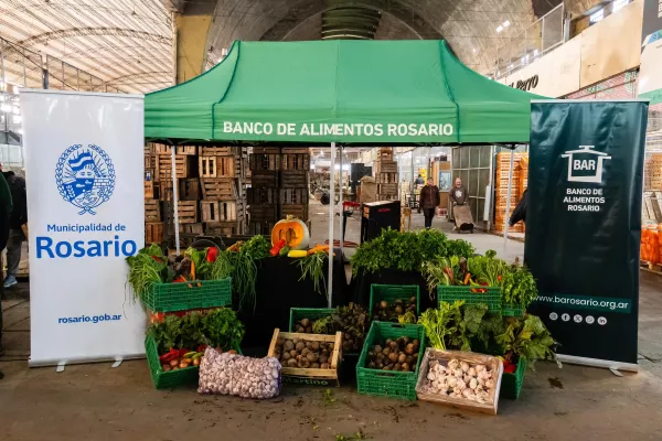 El municipio celebró junto al Banco de Alimentos el 9° aniversario de RecupeBAR