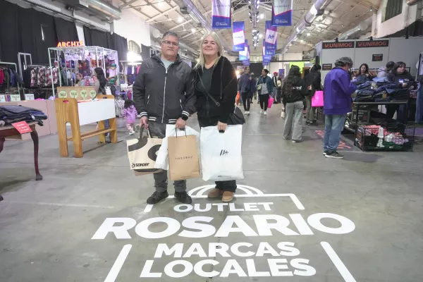 «Outlet Rosario, Marcas Locales» transita sus últimos dos días con precios desde $3.000