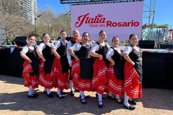 Italia vive en Rosario: una celebración de tradición y cultura a orillas del río