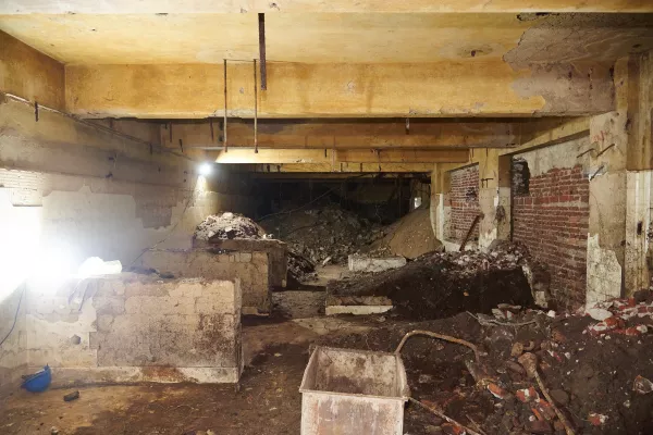 «En lugar de esconder, queremos mostrar»: proyectan hacer visible el patrimonio bajo la plaza de la Cooperación