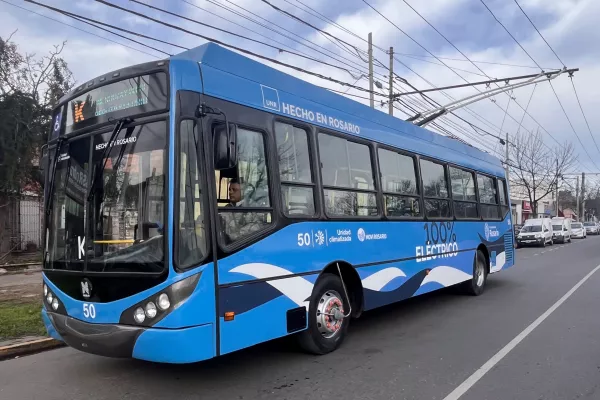 Se suman dos nuevos troles a la línea K del transporte urbano de pasajeros