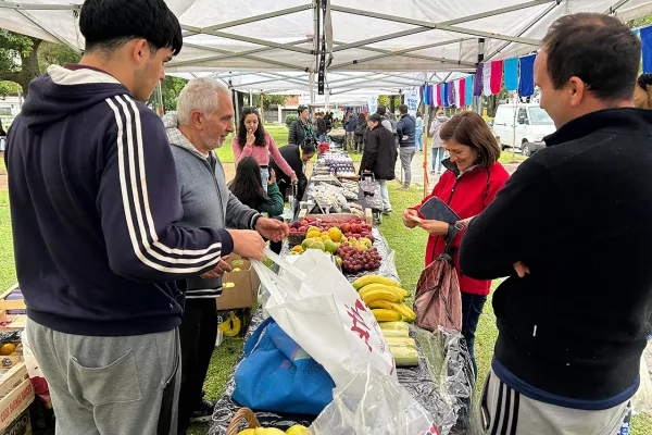 El Mercado Arriba Rosario suma a la histórica panificadora local Frontera a su oferta de productos
