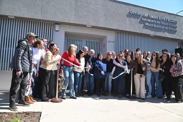 Se inauguraron las obras de remodelación integral del Centro de Salud Las Flores