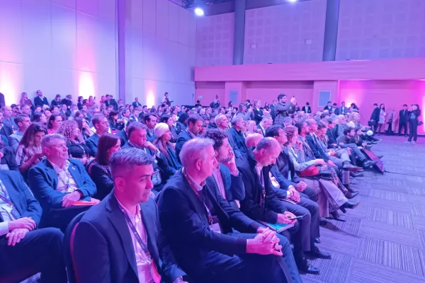 Turismo de Reuniones en Rosario: octubre arrancó con intensa agenda de congresos, ferias y encuentros