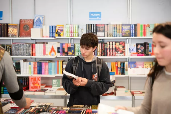 Novelas juveniles, Harry Potter y la Scaloneta: las propuestas para jóvenes que copan la FILRos