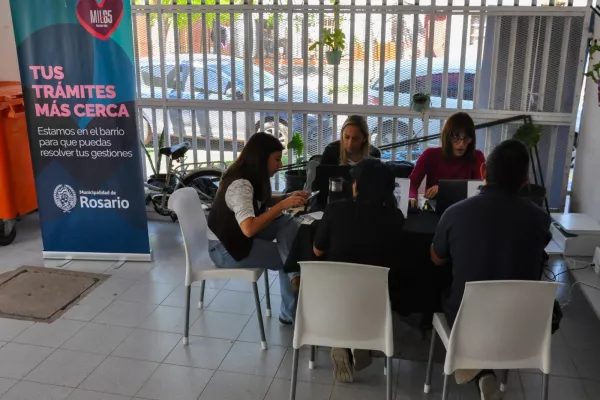 Tus trámites más cerca: más de 350 vecinas y vecinos ya resolvieron sus gestiones en los barrios 