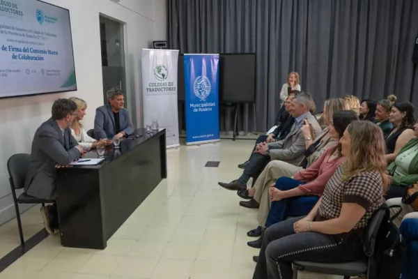 La Municipalidad y el Colegio de Traductores sellaron un acuerdo para promover prácticas educativas y profesionales