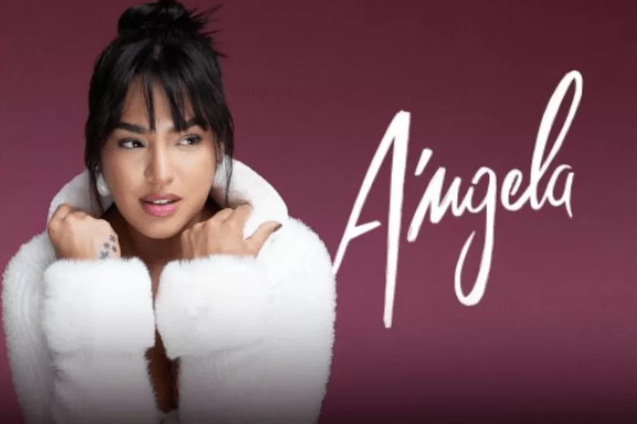Angela Leiva