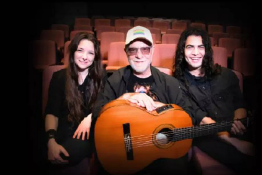León Gieco
