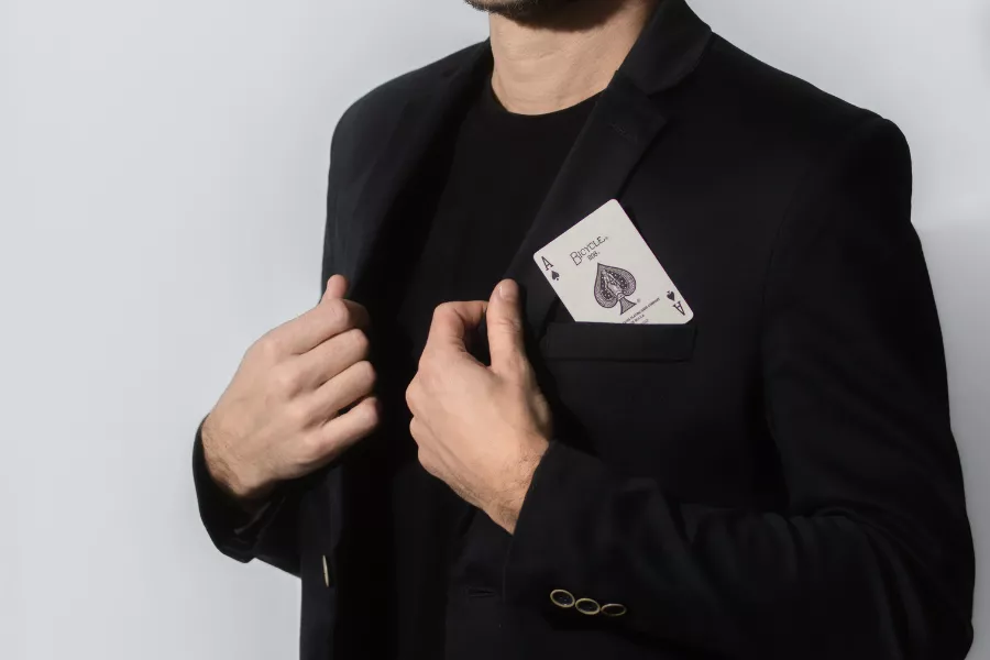 Abiertos en el CEC: Magie e ilusionismo