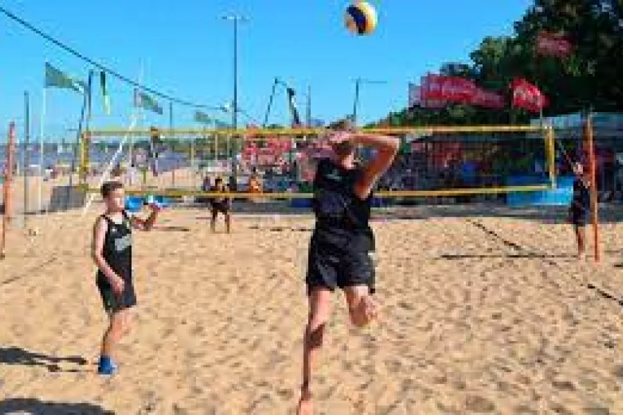 Voley playa menores