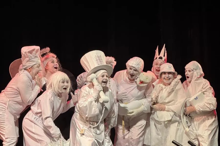 Escena teatral en el marco del Festival Grandes Artistas