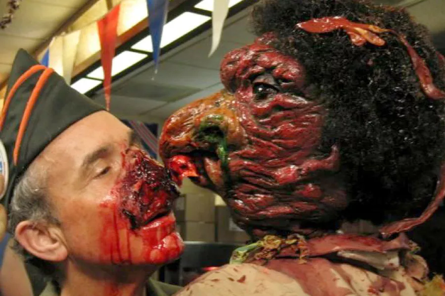 Fotograma de Poultrygeist