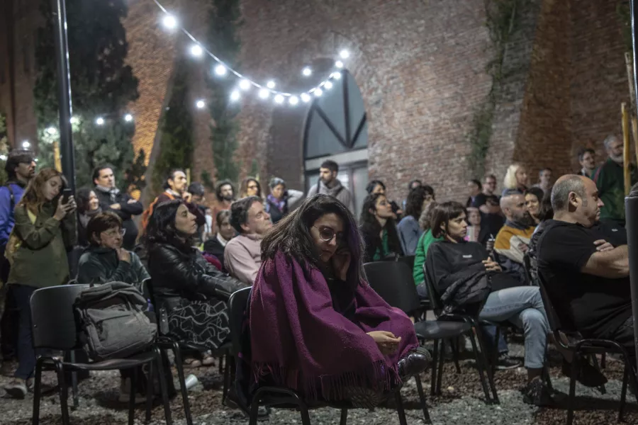 Festival de Poesía en el Centro Cultural Parque de España