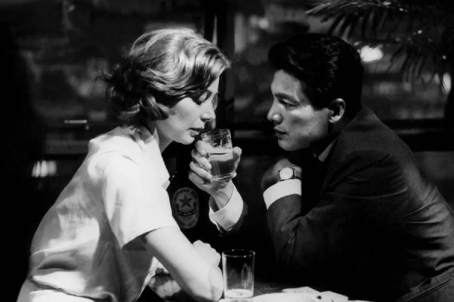 Fotograma de hiroshima mon amour