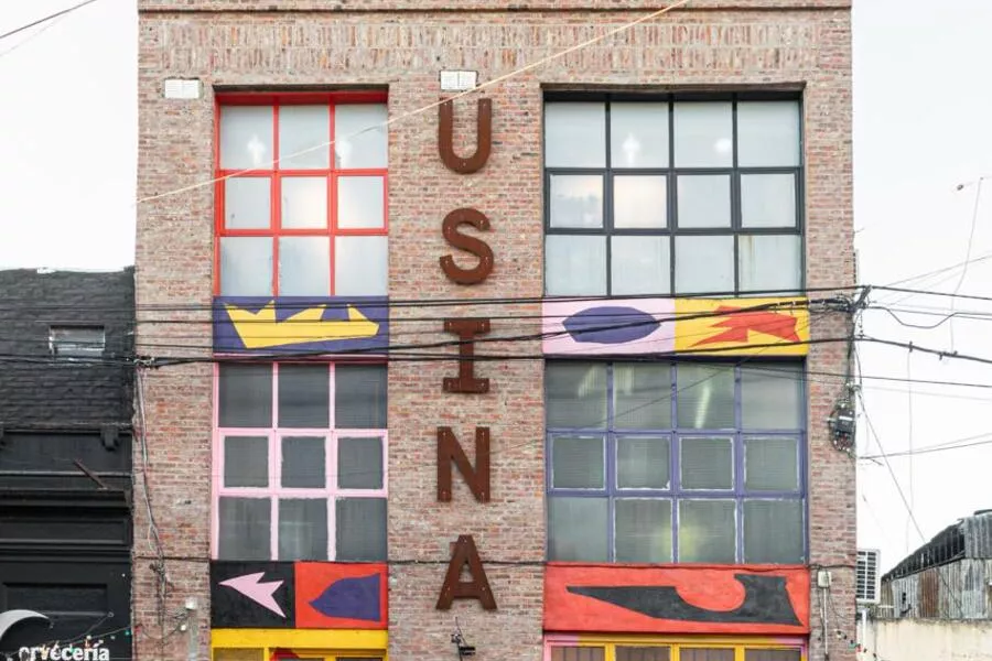 Es la imagen del edificio de la usina social, un espacio que promueve proyectos culturales