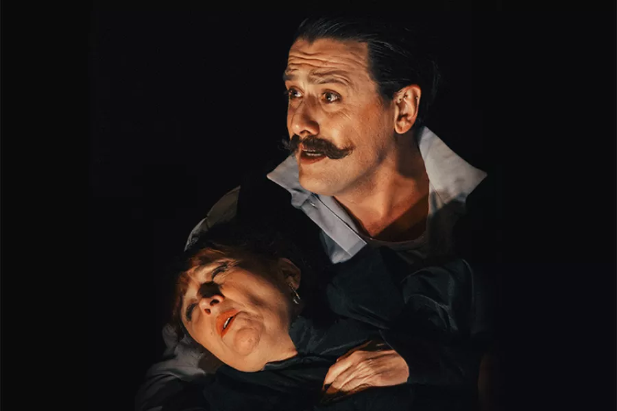 Foto de obra de teatro Neva