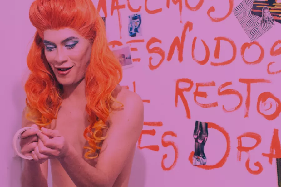 Brillos, tacos y charol 