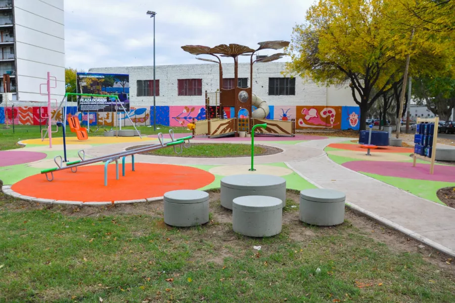 plaza dorada