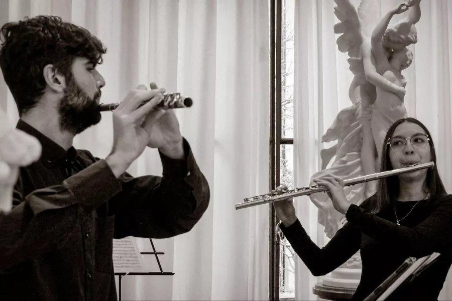 musicos en el Museo Estevez