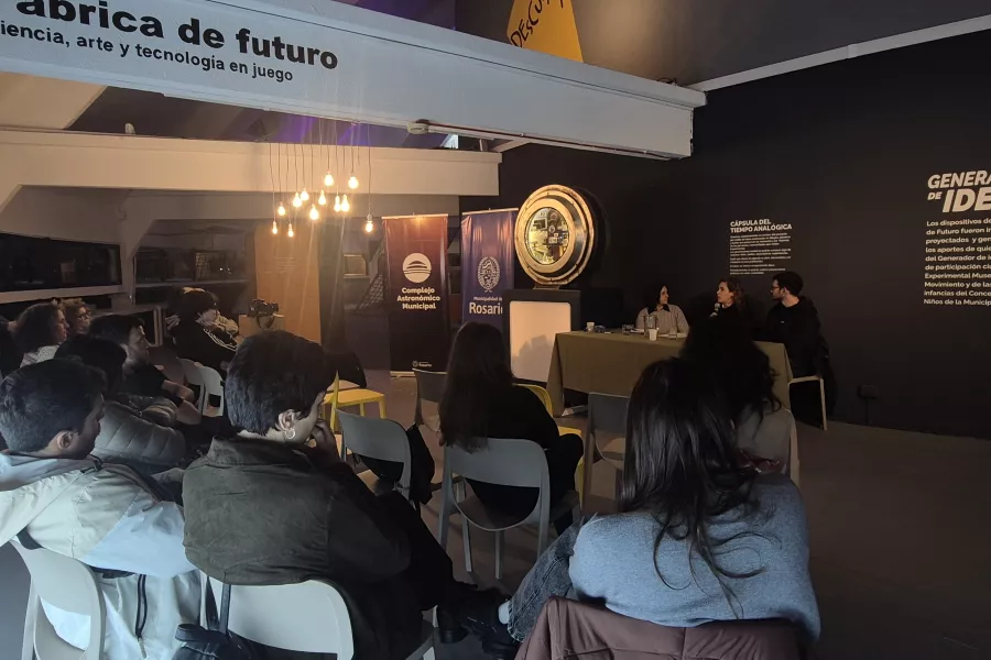 Diálogos en Experimental